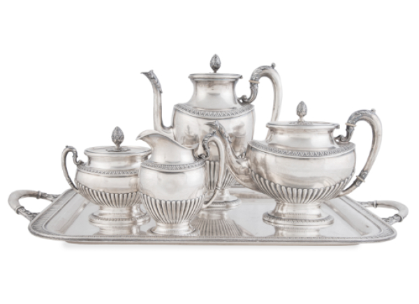 Juego de café y té de plata española, ley 900. Con marcas  S. García. 