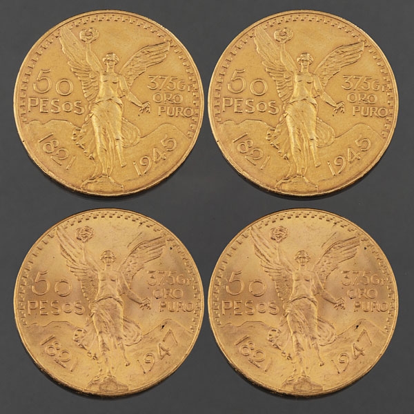 Conjunto de cuatro monedas de oro amarillo de 22 kt de 50 pesos Mexicanos.