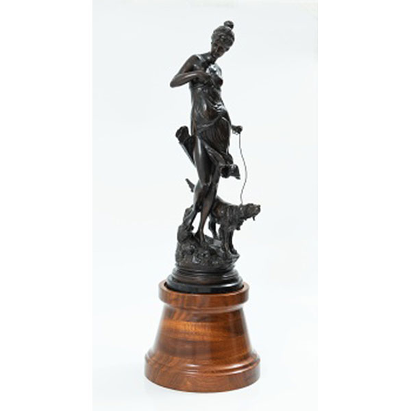 ESCUELA EUROPEA  (Pp. S. XX) "Diana cazadora"