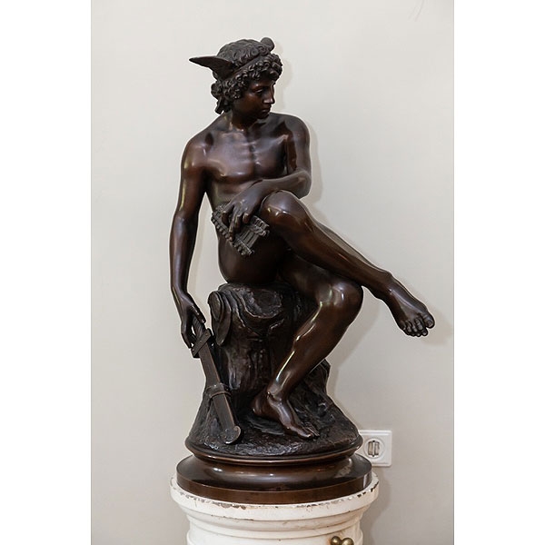 Piere Marius Montagne (Tolón, Francia 1828 - 1879) "Hermes" Escultura de bronce