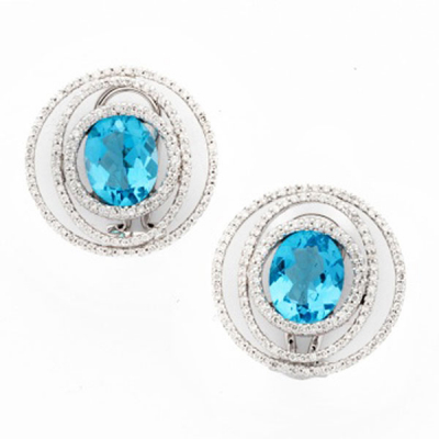 Pendientes en oro blanco con topacio azul central y diamantes talla brillante