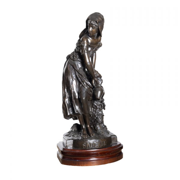 Despu&eacute;s de Marius Mars-Vallet (Francia, 1869-1957)  Fadette.  Escultura en bronce patinado sobre peana en madera. Firmada.