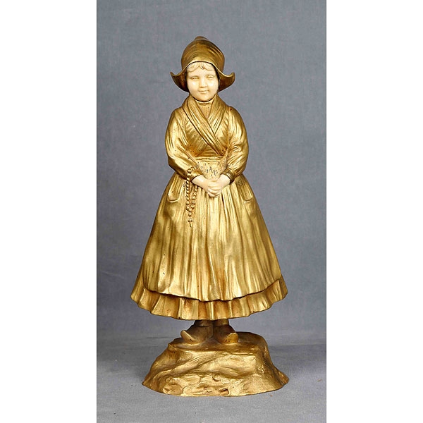 LA MONACA. "Niña con rosario"