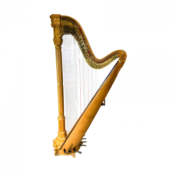 Arpa francesa Erard (Par&iacute;s, 1752-1831) en madera tallada y dorada con columna y capitel de estilo neog&oacute;tico de tipo arquitect&oacute;nico, s.XIX.