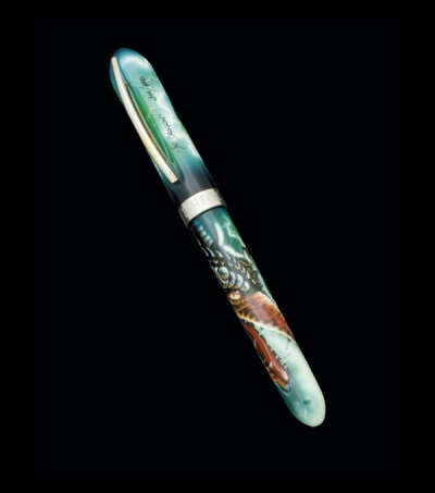 Visconti Dragon &quot;Mazzi&quot;.   Pintada con aerógrafo por Mazzi. Edición limitada de 888 unidades. Numerada 311/888.