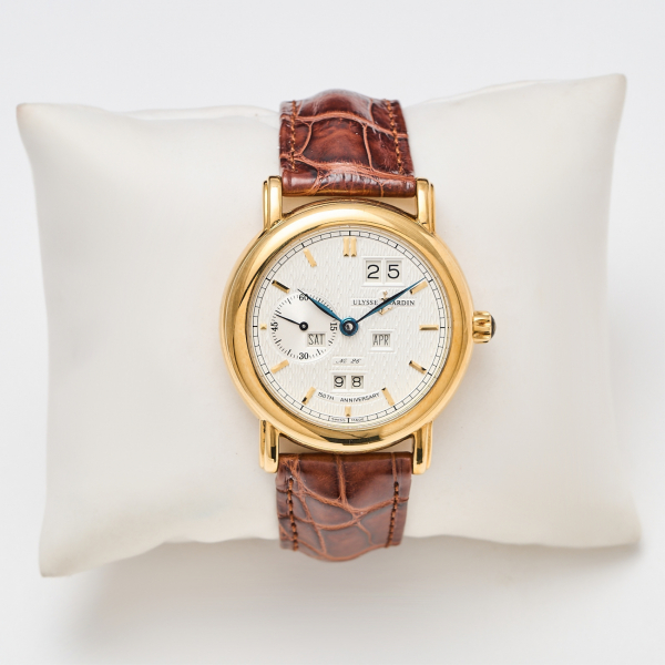 ULYSSE NARDIN «Ludwig» Reloj de pulsera para caballero en oro y correa de piel de cocodrilo con hebilla ardillón. c. 2000-2009. Nº 680630-2.