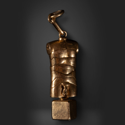 Berrocal - Joya tipo Escultura Puzzle colgante de Busto de David en oro de Ley de 18k y peso 110g.
