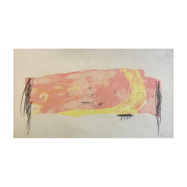 Antoni Tàpies (Barcelona, 1923-2012)  Nocturn matinal.  Litografía sobre papel Guarro con dibujo original a lápiz y carboncillo. Firmado y justificado HA a lápiz.