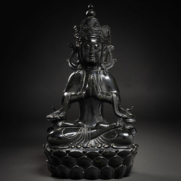 Buda Chino en jade de gran tamaño en jade época Qing (1644-1912)