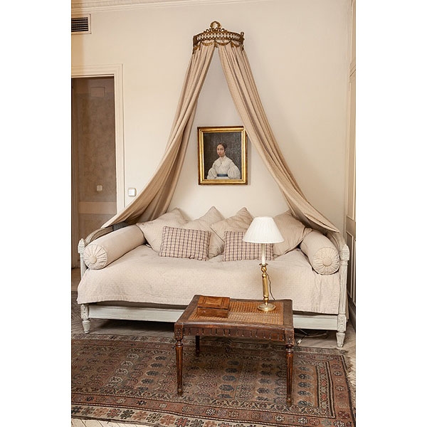 Cama francesa estilo Luis XVI, S.XIX