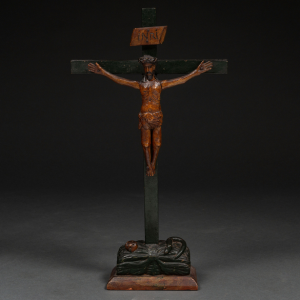"Cristo Crucificado" Grupo escultórico en madera tallada y policromada. Siglo XVIII