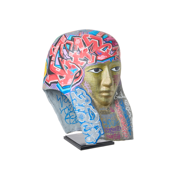 Alberto Blanchart (Madrid, 1971) Cartonaje Egipcio. Escultura en impresión 3D, spray y rotulador.