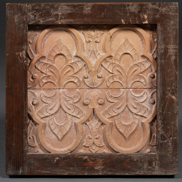 Conjunto de cuatro azulejos en cerámica de Toledo con la técnica de arista del siglo XVI.