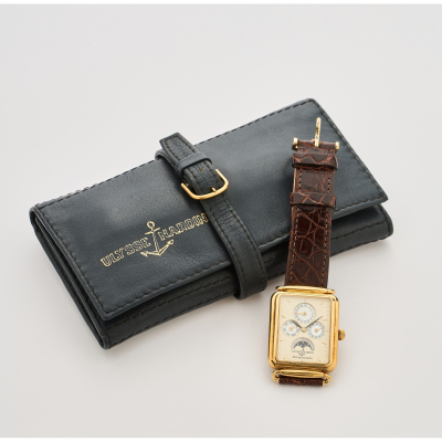 ULYSSE NARDIN &laquo;Michelangelo&raquo;. Reloj de pulsera unisex. En oro y correa de piel de cocodrilo. Ref. 162-42, c.1990.