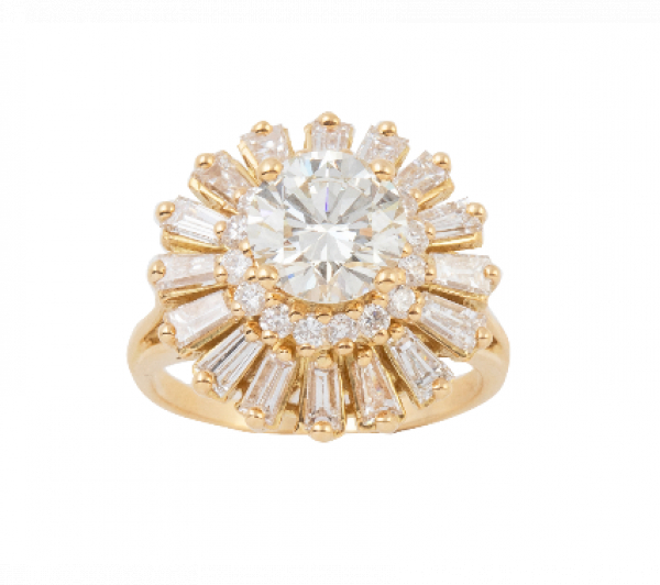 Sortija roset&oacute;n con brillante central elevado de 1,78 ct,.   En oro amarillo de 18K.