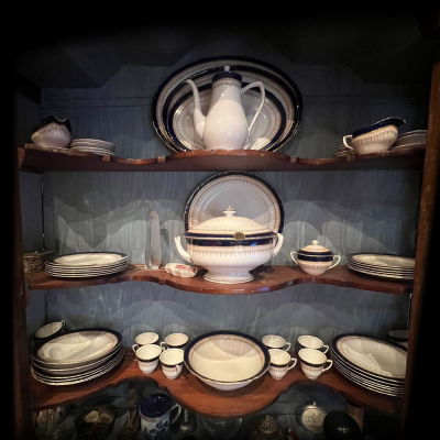 Vajilla Porcelana Inglesa Worcester Regency Fine China, Inglaterra, siglo XX, 12 servicios.