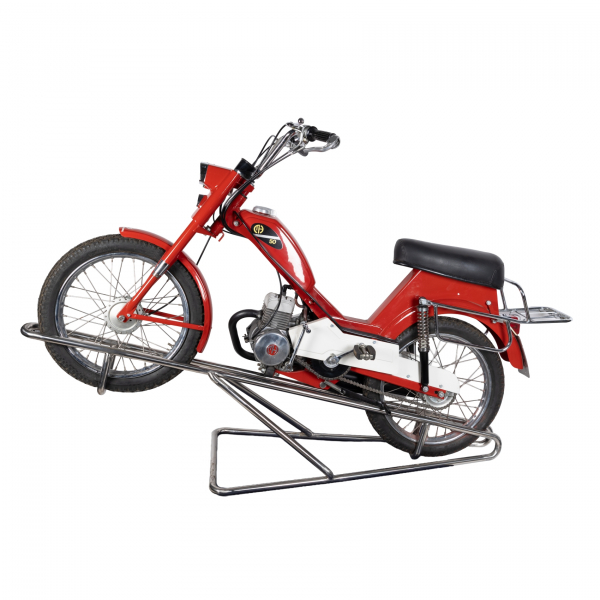 Ciclomotor Moto Guzzi Hispania, modelo «Cangurito 50», c.1970. Con motor de 49 cc de dos tiempos. En color rojo.