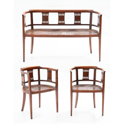 Conjunto de sof&aacute; y pareja de butacas &Eacute;poca Art Dec&oacute;.  &Eacute;poca: Fin S. XIX - Pp. S. XX