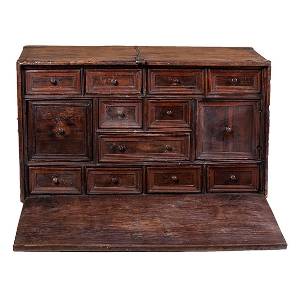 Bargue&ntilde;o espa&ntilde;ol de nogal S.XVII