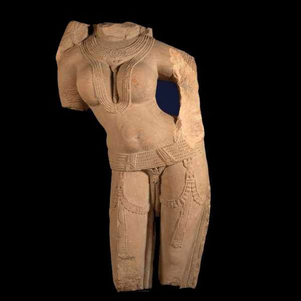 Espectacular y Raro Torso de Diosa Shiva a tamaño natural, Afganistán / Norte de la India siglo VII a siglo X. En piedra natural.